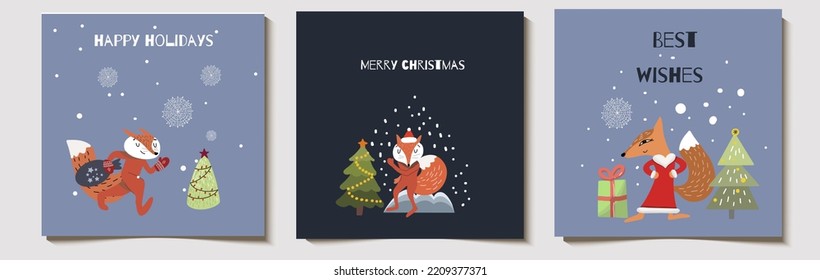 Weihnachtsgeschenk-Set von Karten oder Tags mit Inschriften Frohe Weihnachten, beste Wünsche, glückliche Feiertage mit Chanterelles, Charaktere, Cartoon Fuchs und Weihnachtsbäume. Handgezeichnete Design-Elemente.