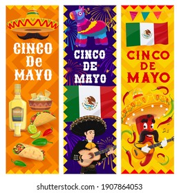 Carteles vectoriales de la Fiesta Mexicana de Cinco de Mayo. sombreros de Sombrero, chile pipper y músicos de mariachi con guitarristas, bigote, banderas de México, tequila, tacos y nachos, pinata y fuegos artificiales