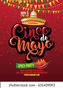 Cinco de Mayo modelo de design cartaz com letras, flamejante pimenta vermelha jalapeno e sombrero - símbolos de férias. Vetor EPS 10.