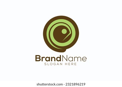 Plantilla de diseño del logotipo de Circle Chameleon