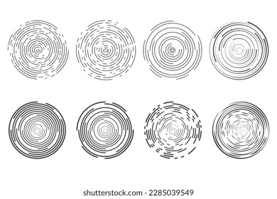 Círculo de líneas concéntricas. Anillos riegos y ondas de sonido redondeadas. Señales radiales de radar. Sonar abstracto vectorial aislado en fondo blanco.