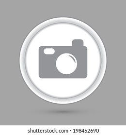 circle icon with a shadow. photo camera