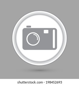 circle icon with a shadow. photo camera