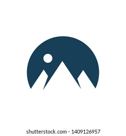 circle outdoor mountain logo design
