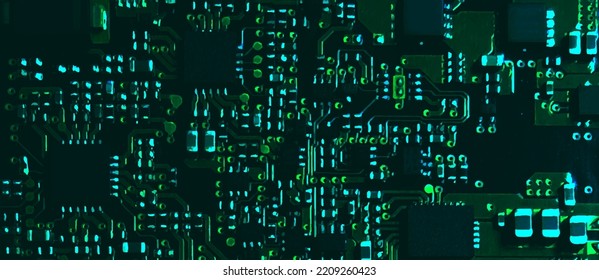 Realistische Vektorgrafik des Circuit Board. schwarz-grüner Hintergrund