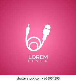  Circular microphone with cord and jack icon