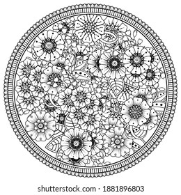 Circular pattern in the form of mandala. henna tatoo mandala. mehndi style. decorative pattern in oriental style. coloring book page.