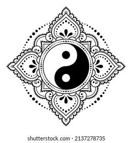 Circular pattern in form of mandala for Henna, Mehndi, tattoo, decoration. Decorative ornament in ethnic oriental style with Yin-yang hand drawn symbol. Outline doodle vector illustration.