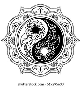 Circular pattern in form of mandala for Henna, Mehndi, tattoo, decoration. Decorative ornament in oriental style with Yin-yang hand drawn symbol. Coloring book page.