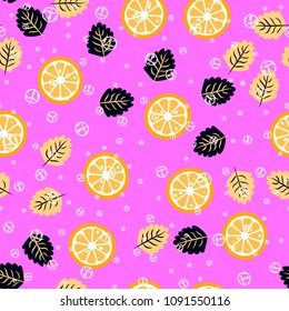 Citrus seamless pattern with lemons, oranges, leaves, ice and bubbles on a pink background. Cocktail.