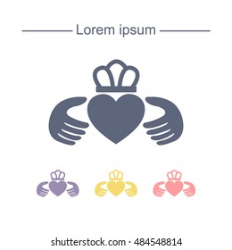 claddagh ring icon. logo design. vector illustration