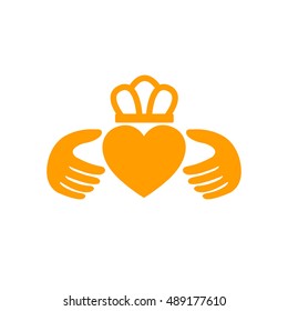 claddagh ring icon. vector illustration