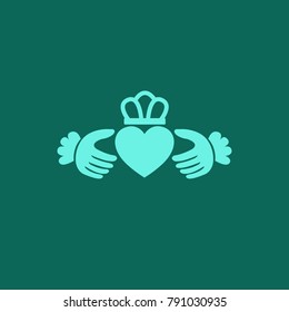 claddagh ring vector icon