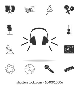 Clarinet icon. Detailed set icons of Music instrument element icons. Premium quality graphic design. One of the collection icons for websites, web design, mobile app on white background