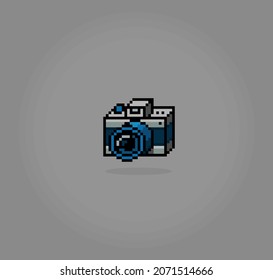 classic camera in 8 bit pixel art. object items for game assets in vector illustration.