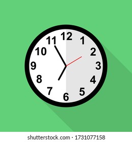 Klassisches Uhrensymbol, fünf Minuten bis sieben Uhr.