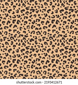 Classic leopard skin seamless pattern.