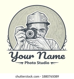 classic man silhouette image taking a photo or aiming the camera in a circle, for a classic photography company logo or a personal photo studio logo. vector eps 10