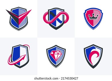 Las formas de escudos clásicos se establecen con diferentes elementos adicionales conjuntos de símbolos vectoriales, iconos de defensa y seguridad, colección de emblemas de municiones.