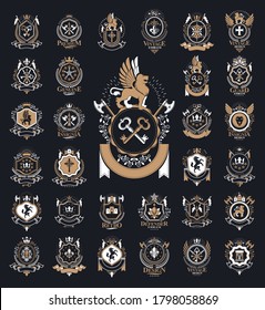 Emblemas de estilo clásico conjunto grande, colección de símbolos heráldicos antiguos, elementos de diseño heráldico clásico, emblemas familiares o empresariales.