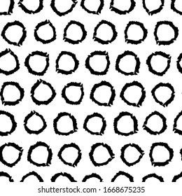 Patrón clásico sin fisuras con círculos de puntos polka, tinta de barro de textura. negro aislado en fondo blanco. Se puede utilizar para el diseño de tarjetas de felicitación, envolturas de regalo, tejidos, papeles pintados. Vector