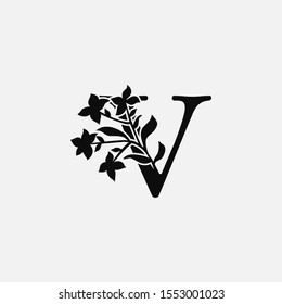Classy Nature Initial letter V vintage Logo Icon. Design Concept Monocrome leaves Logo Icon black color  recomended for boutique,restaurant, wedding service, hotel or business identity.