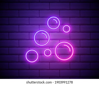 Clean bubbles line icon. Neon laser lights. Laundry shampoo sign. Clothing cleaner symbol. Glow laser speech bubble. Neon lights chat bubble. Banner badge with clean bubbles icon. Vector.