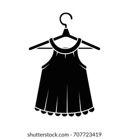 Clean laundry hanging icon