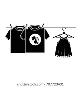 Clean laundry hanging icon