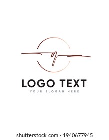 A clean lovely flow and smooth vibe stylish letter type Q logo template, Vector logo for business and company identity