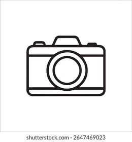 Um ícone de contorno preto simples e limpo que representa uma câmera clássica. Ideal para web, aplicativos móveis ou projetos de design gráfico que representam funções de fotografia, mídia ou captura de imagem.