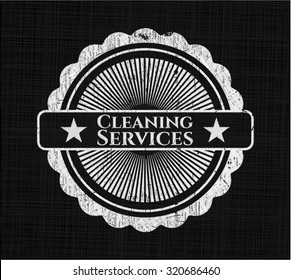 Servicios de limpieza escritos en una pizarra