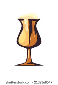 taza de cerveza clara sobre blanco