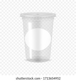 Clear empty plastic cup with flat lid and blank round label sticker on transparent background, realistic mockup. Disposable takeaway drink container, vector template.