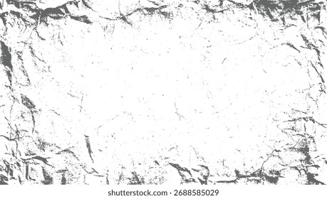 Vista de cerca de una textura de papel arrugada con marcas grises sobre un fondo blanco.