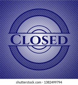 Closed badge with jean texture
