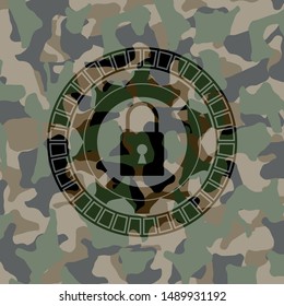closed lock icon on camo pattern