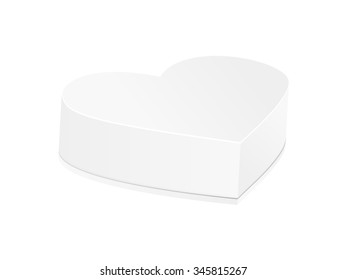 closed white blank heart box on white background, isolated