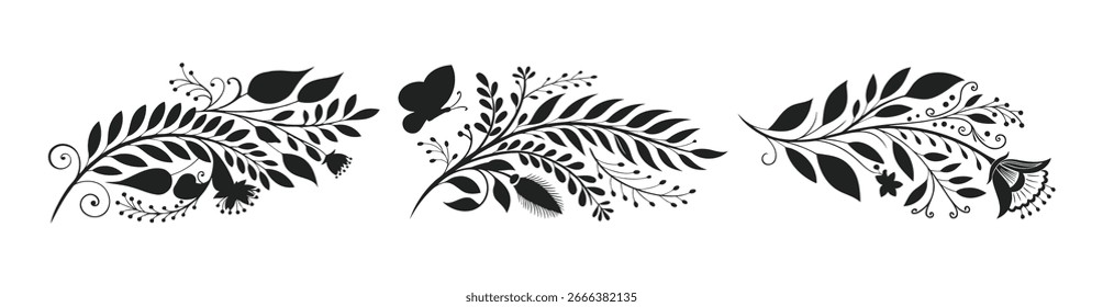 Nahaufnahme von drei verschiedenen Tierspurabdrücken, schwarz-weiß gerendert, geeignet für Design- oder Grafikanwendungen.