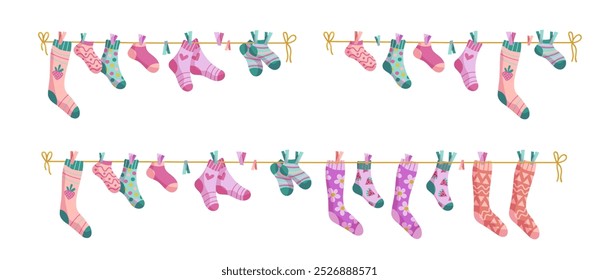 Conjunto de ilustração de meias Clothesline. Meias em uma corda, Meias de bebê com desenhos animados vetoriais padrões