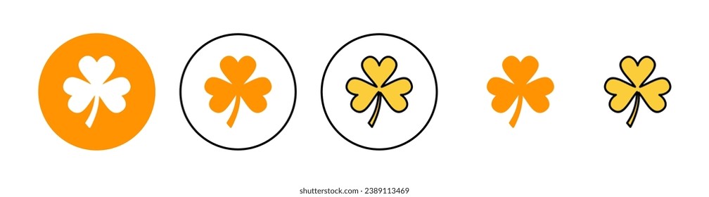 Juego de iconos de Clover para la aplicación web y móvil. símbolo y signo de tracción. icono de cuatro trébol hoja.