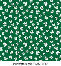 Clover leaf seamless pattern, hand drawn doodle vector illustration. St Patricks Day symbol, Irish lucky shamrock background.