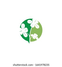 Clover Logo Template vector symbol nature