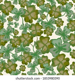 Clover seamless pattern in vector hand drawn