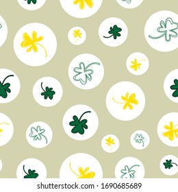 Clover shamrocks in circles geometric pattern