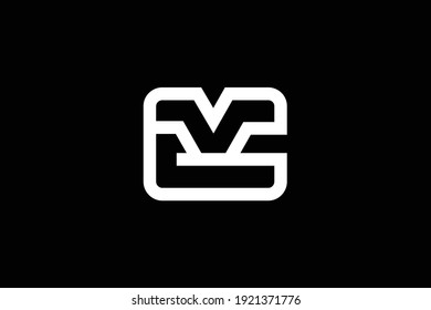 Diseño del logo de la carta CM sobre fondo de lujo. Concepto de logotipo de letras de monograma MC. Diseño de iconos de CM. MC elegante y Professional diseño de iconos de letras en color blanco sobre fondo negro.