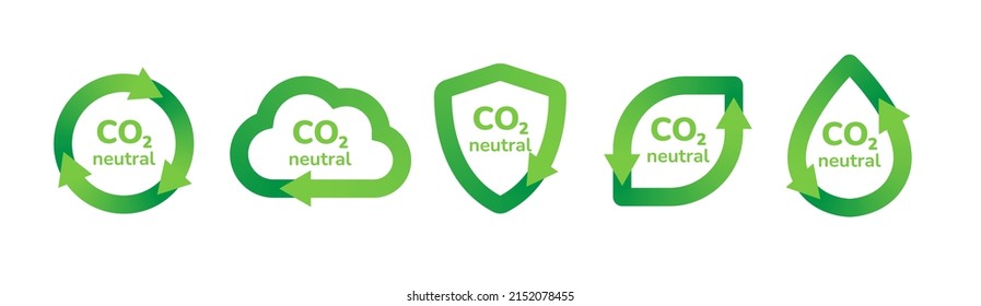 Juego de iconos neutrales de CO2. Etiquetas verdes de reducción de emisiones de gases de carbono para el diseño de envases. Ecología, medio ambiente, concepto de mejora de la contaminación atmosférica. Ilustración vectorial plana.