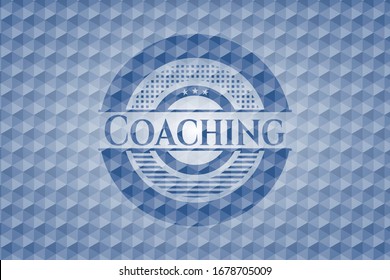 Emblema poligonal azul de Coaching. Ilustración vectorial. Detallado.