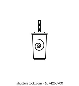 Cocktail drink in glass outline icon