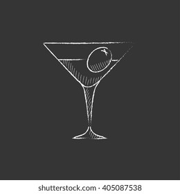 Cocktail glass. Drawn in chalk icon.